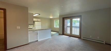Building Photo - 706 Ouida Way