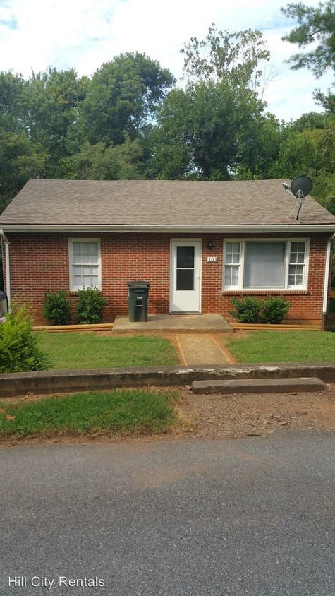 Primary Photo - 103 Primrose Ln