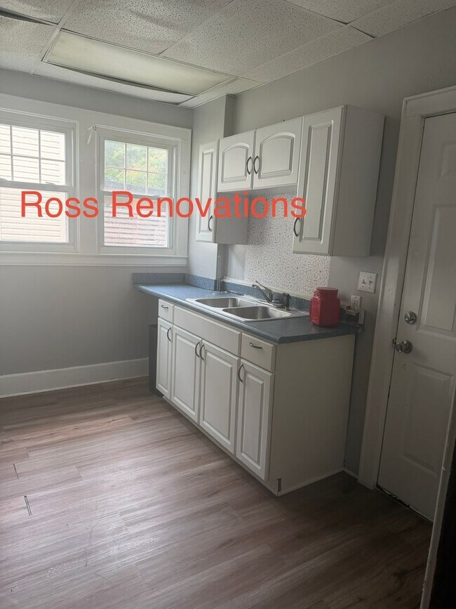 Foto del edificio - 3 Bedroom Home in Portsmouth, Ohio