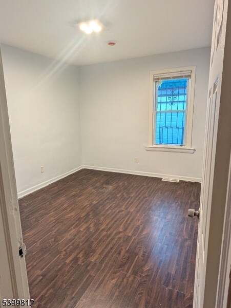 Foto del edificio - 54 Cedar Ave