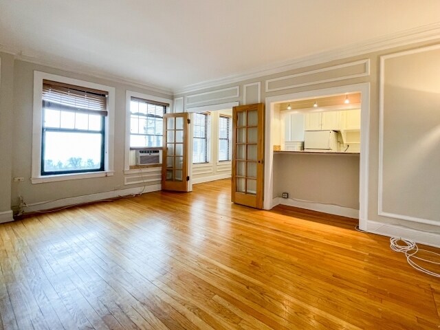 Foto principal - 3520 N Lake Shore Dr