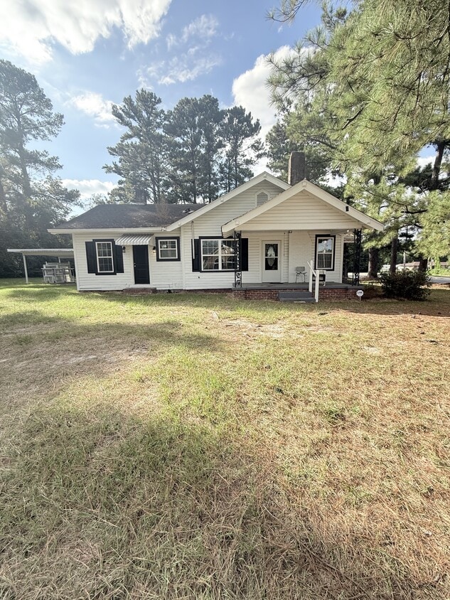 Photo - 3092 Main St (Loris, SC)