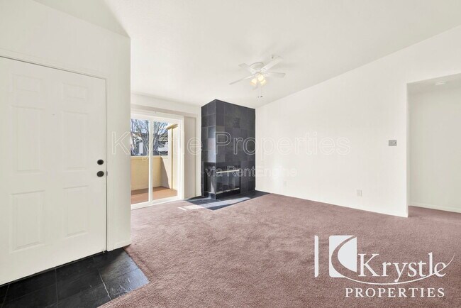 Foto del edificio - 1201 Glen Cove Pkwy