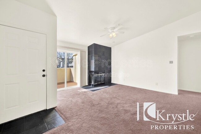 Building Photo - 1201 Glen Cove Pkwy