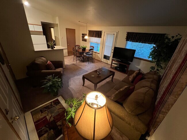 Foto del edificio - 2717 S Pond St