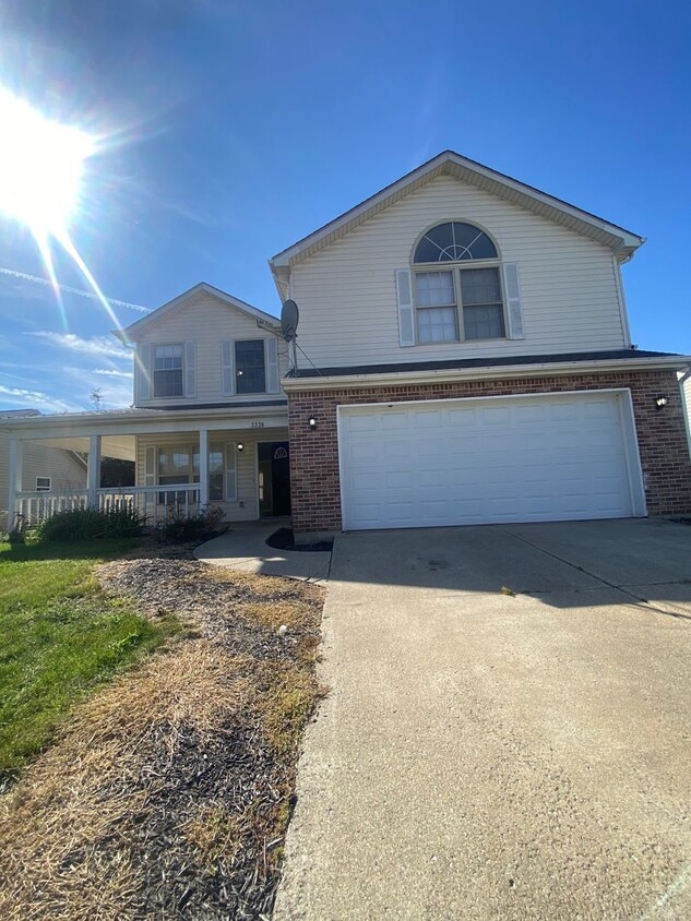 South Lafayette Modern and Spacious 4 Bed/... - South Lafayette Modern and Spacious 4 Bed/...