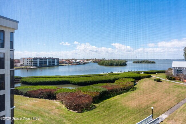 Foto del edificio - 3165 N Atlantic Ave