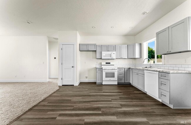 Building Photo - 1771 Regency Way