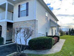 Building Photo - 5003 Ivyvine Blvd