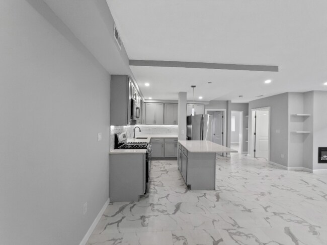 Foto del edificio - 225-235 Essex St