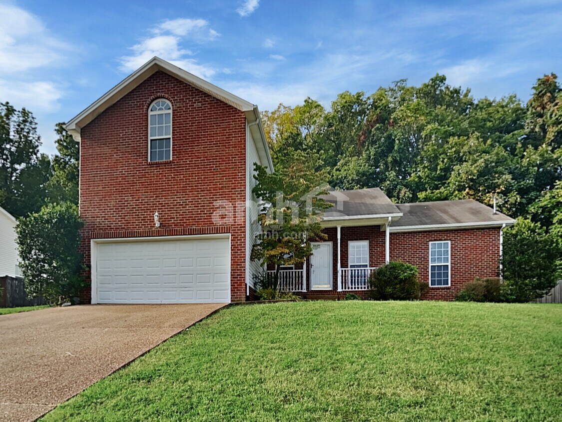 423 Brownstone Street House Rental in Mount Juliet, TN
