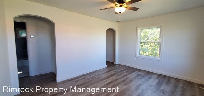 Building Photo - 2 br, 1 bath House - 1534 US Highway 87 E