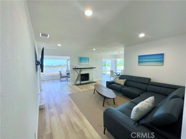 Building Photo - 33431 Spinnaker Dr N