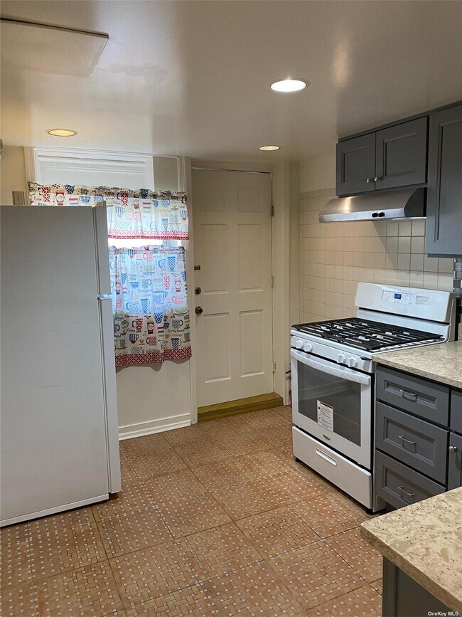 Foto del edificio - 114-33 204th St