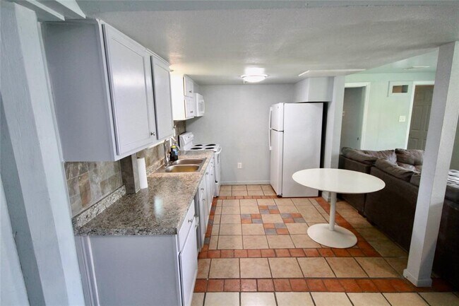 Foto del edificio - 5709 Craig St