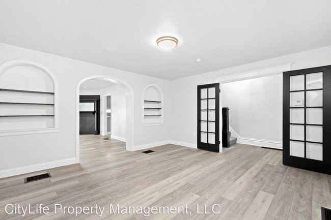 Building Photo - 5 br, 1 bath House - 84 Pasadena