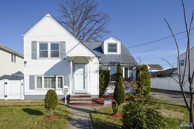Primary Photo - 532 N Midland Ave