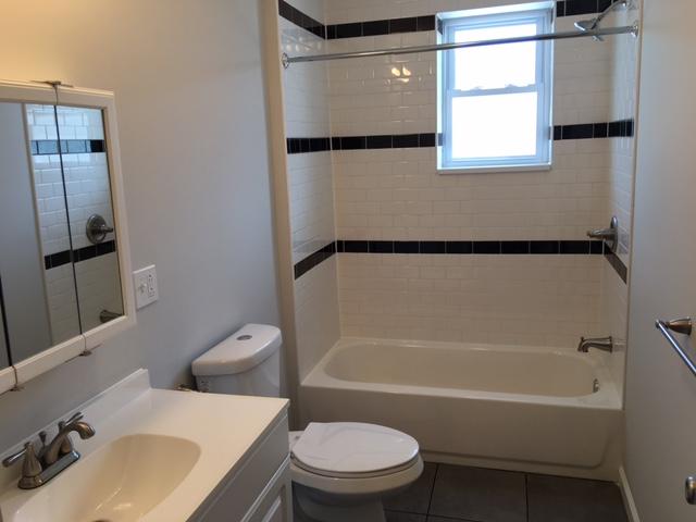 Primary Photo - 5252 Delancey St