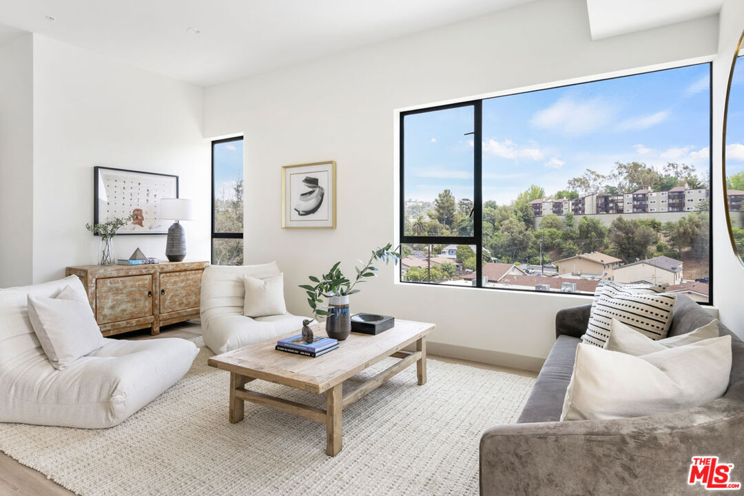 Foto principal - 172 S Avenue 58