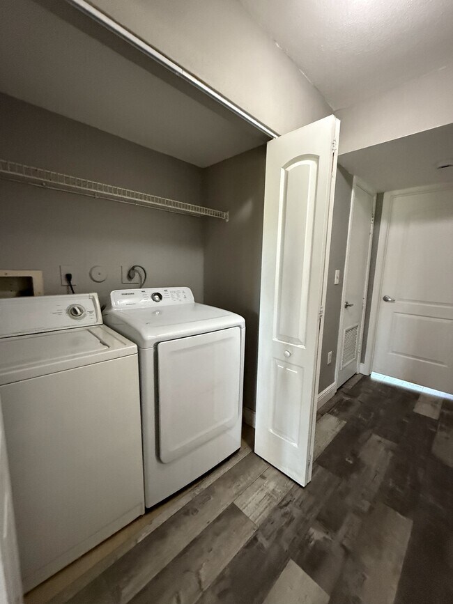 Photo - 2331 NW 33rd St House