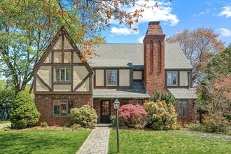 59 Wedgemere Ave