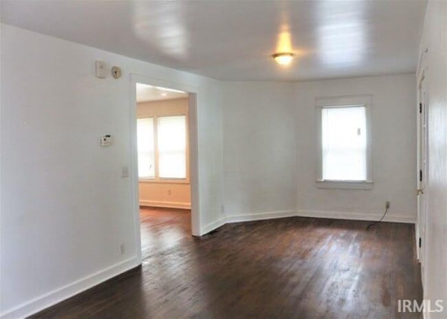 Foto del edificio - 609 E University St