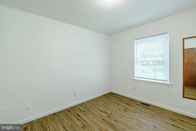 Foto del edificio - 616 N 33rd St