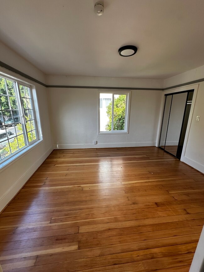 Primer dormitorio - 1200 N Hoover St