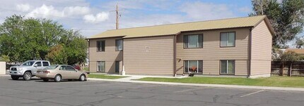Building Photo - 1415 W Park Ave