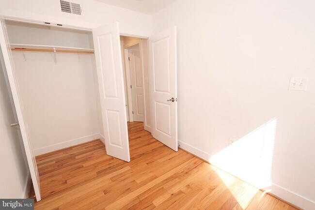 Foto del edificio - 4255 Eads St NE