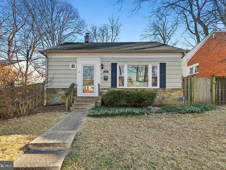 Photo - 117 Lynnmoor Dr (Silver Spring, MD)