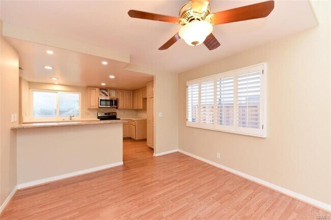 Foto del edificio - 15052 Clemons Cir