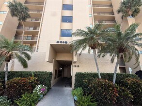 Building Photo - 2616 Cove Cay Dr