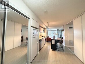 Building Photo - 85 Queens Wharf Rd
