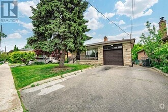 Building Photo - 45 Culford Rd