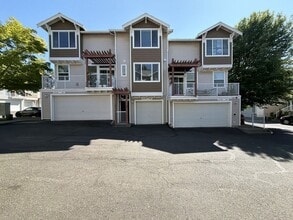 Building Photo - 8790 SW 147th Terrace