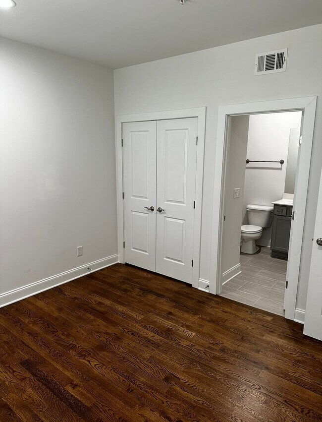 Building Photo - Luxury Town Home - Williamson County