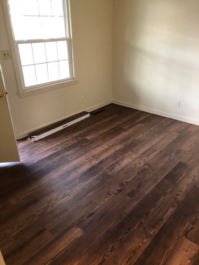 Foto del edificio - 124 Meridian Ave