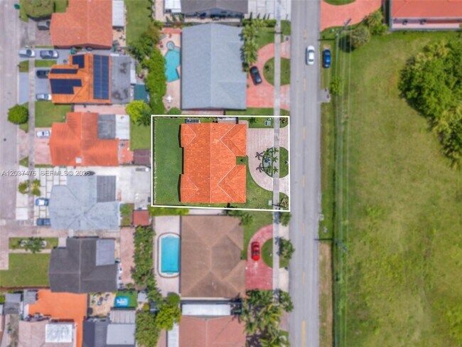 Foto del edificio - 1417 SW 139th Ave