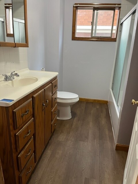 Building Photo - 163 Holly St