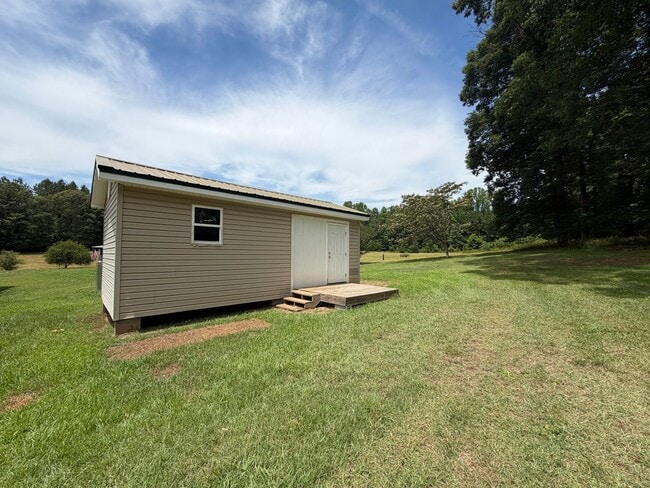 Building Photo - Exclusively Offered By Muse Realty Rentals, LLC