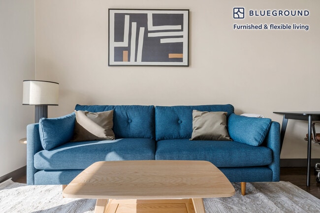 Building Photo - 601 W Jackson Blvd