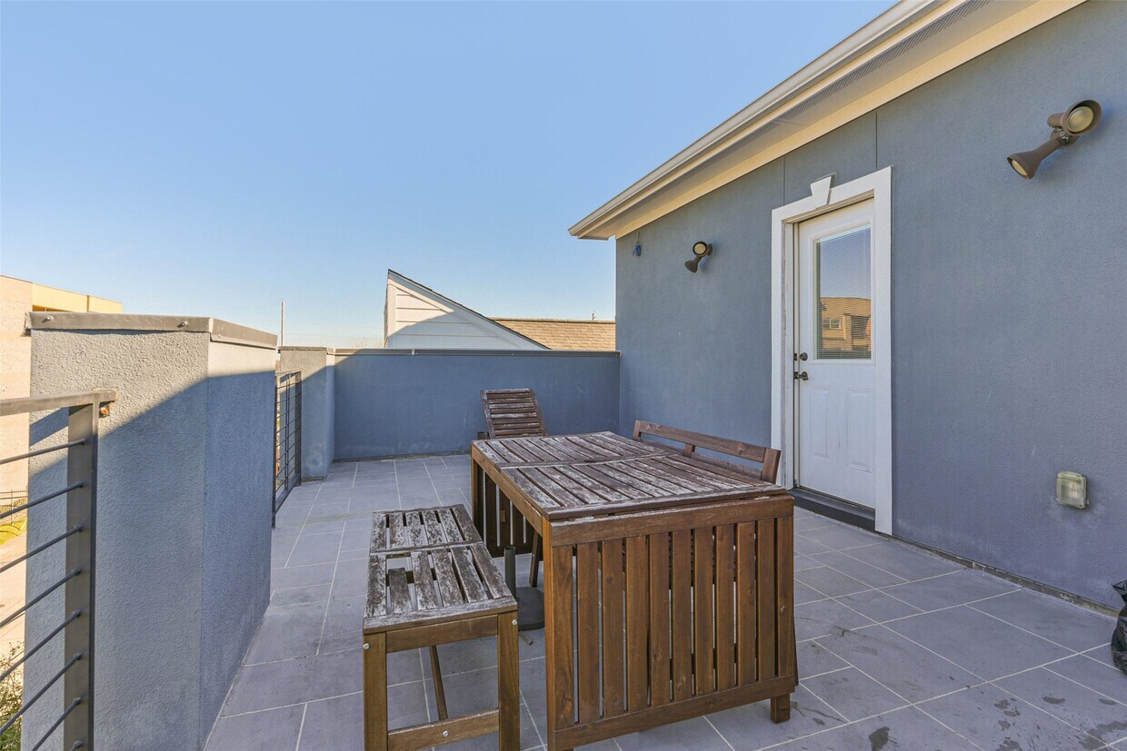 Foto del edificio - 2422 Hadley St