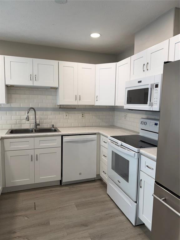 Foto del edificio - 504 Plymouth Ln