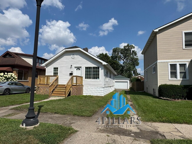 Building Photo - 7435 Jackson Ave