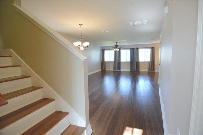 Building Photo - 7635 Shellmont Ct