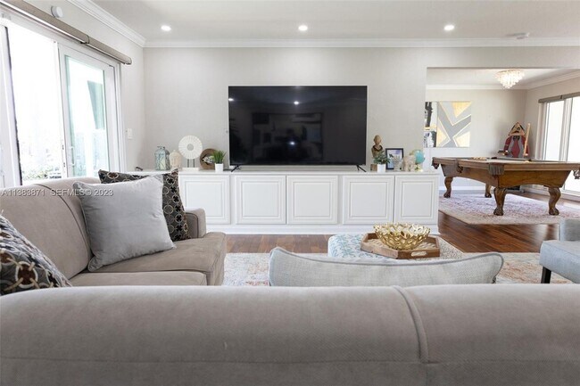 Foto del edificio - 1466 NE 57th Ct
