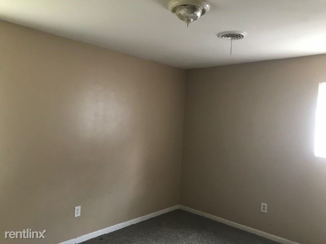 Building Photo - 3 br, 2 bath House - 2632 Drayton Dr