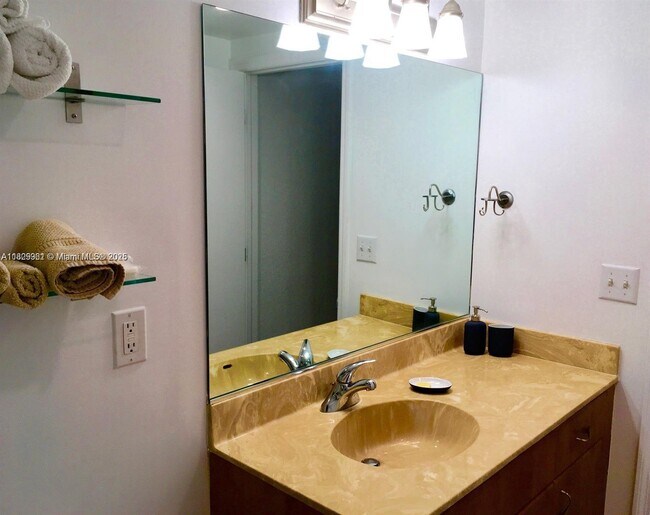 Foto del edificio - 401 69th St