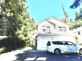 Building Photo - 11210 Slater Ave NE